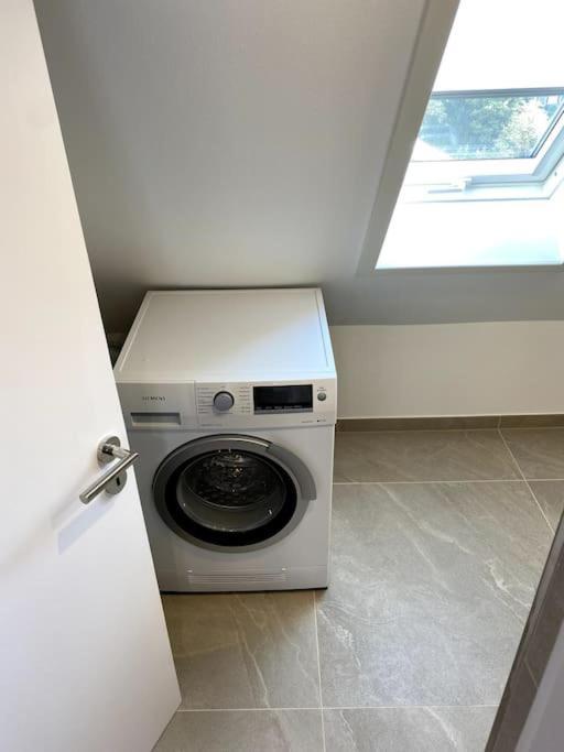 Super Zentral Begehrte Wohnlage Parkplatz Vor Haus Apartment Nuremberg